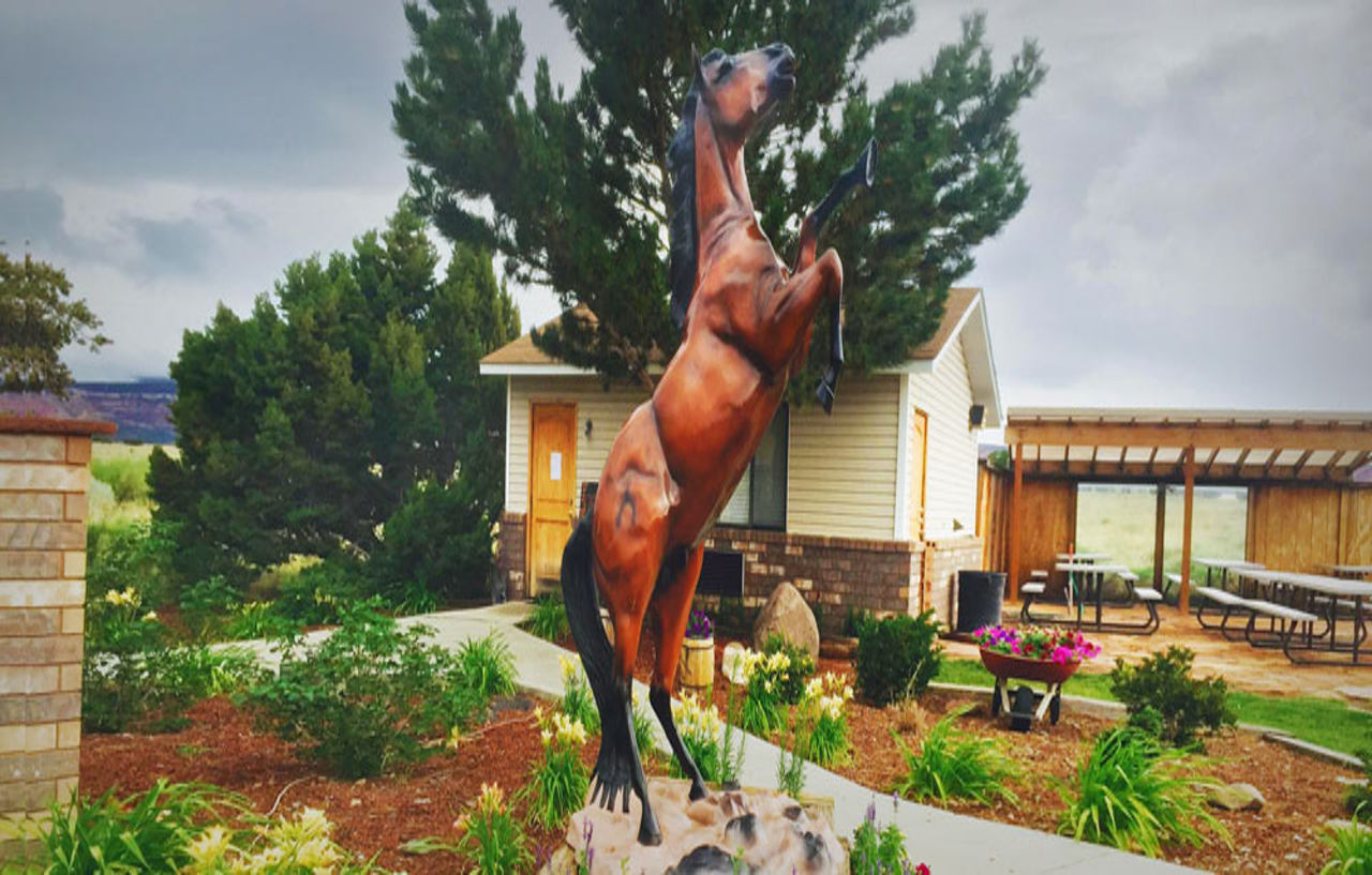 Broken Spur Inn&Steakhouse Torrey Bagian luar foto